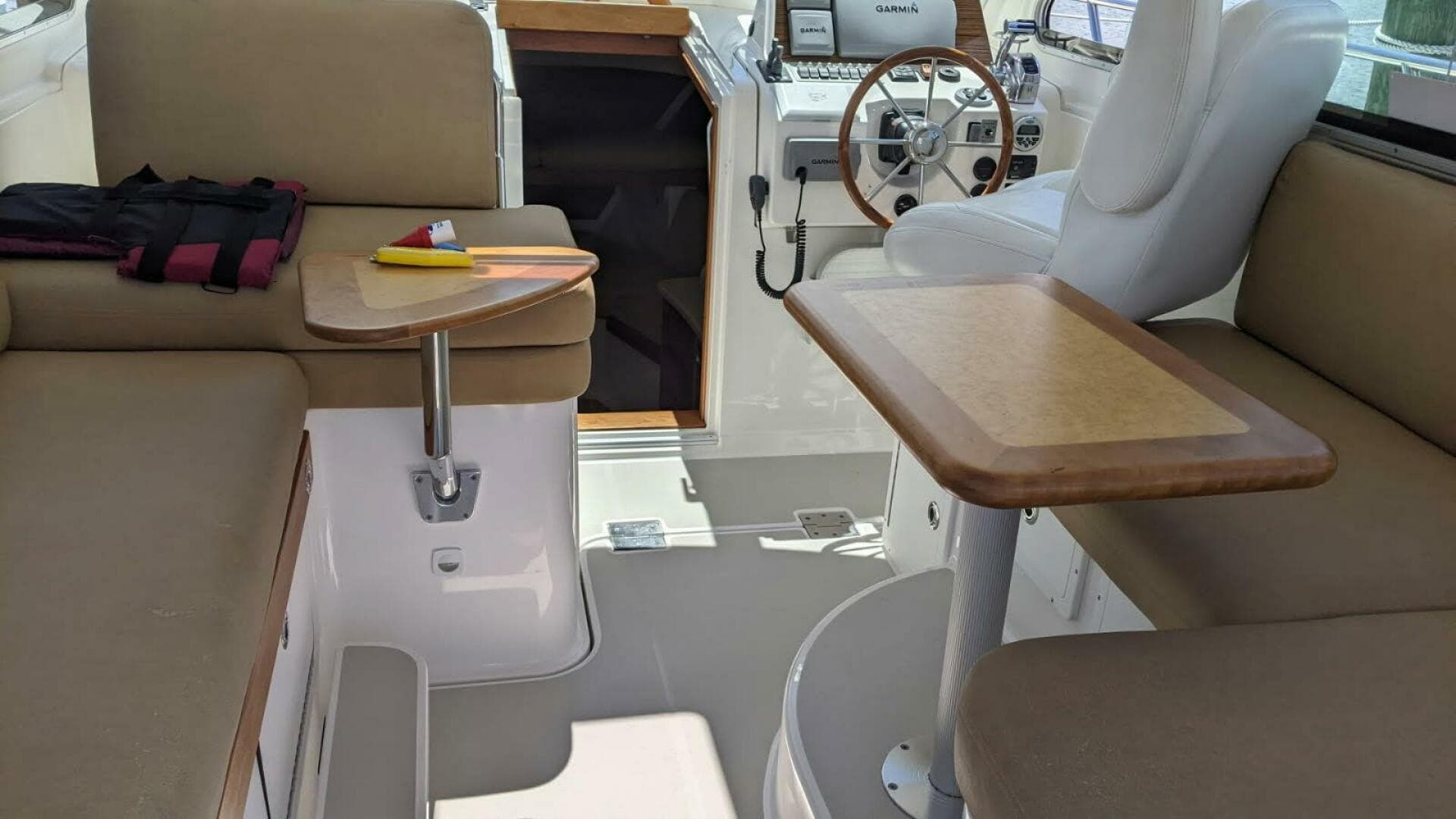 2011 Back Cove 30 — photo 7