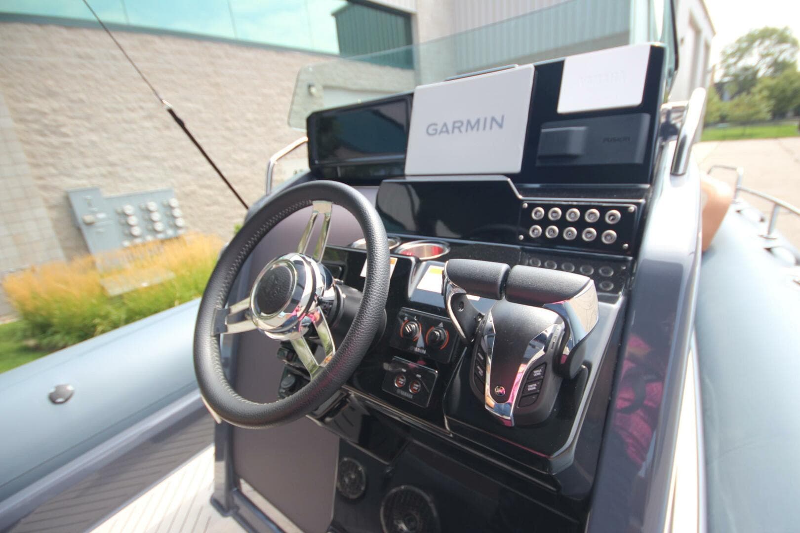 2024 Zodiac Medline 9 Neo — photo 24