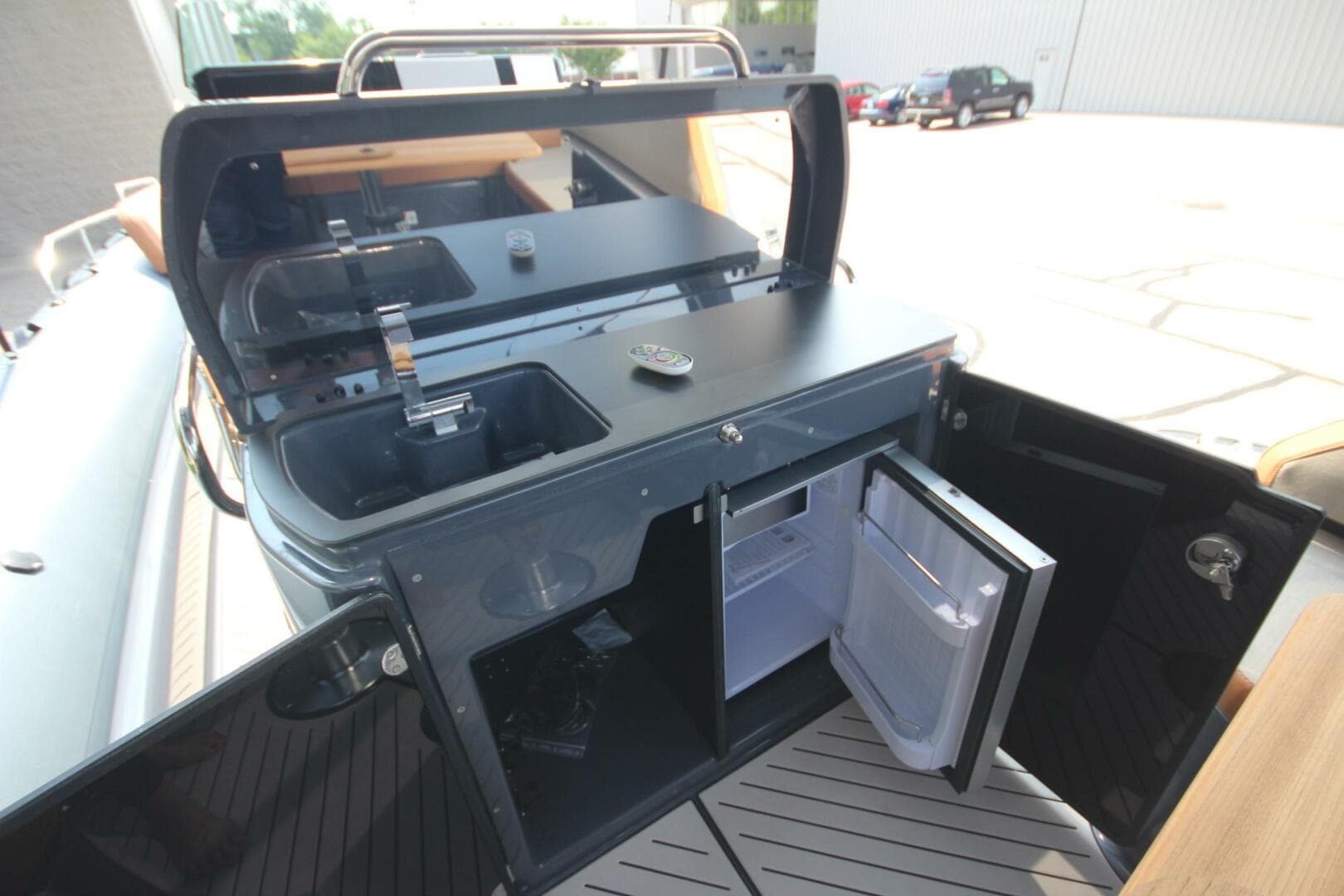 2024 Zodiac Medline 9 Neo — photo 19