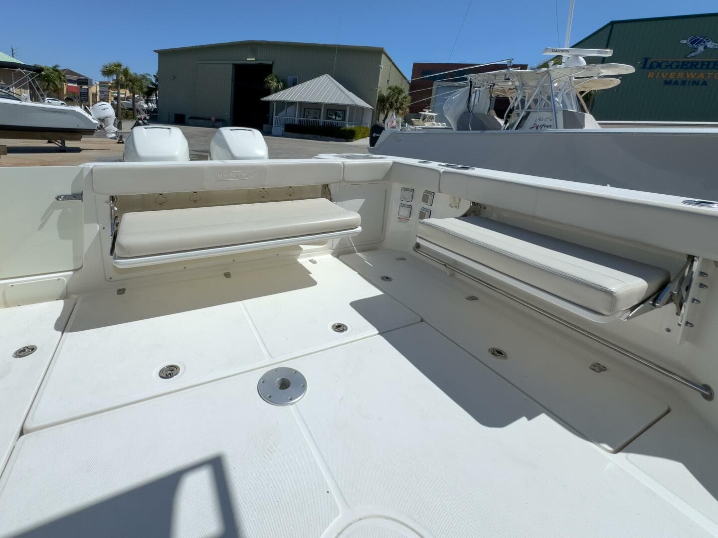 2018 Boston Whaler 315 Conquest — photo 13