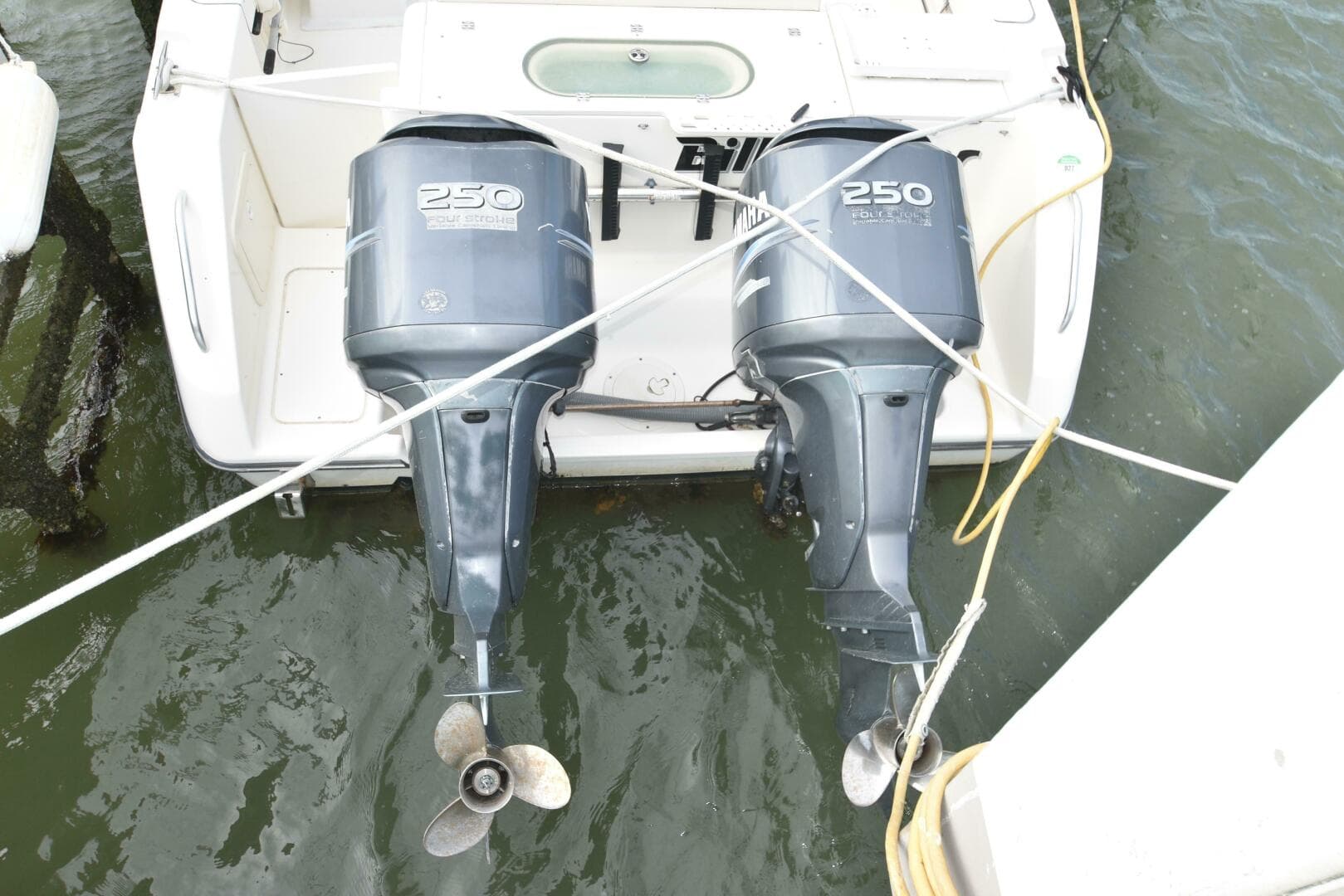 2005 Pursuit 3070 Offshore Express — photo 38