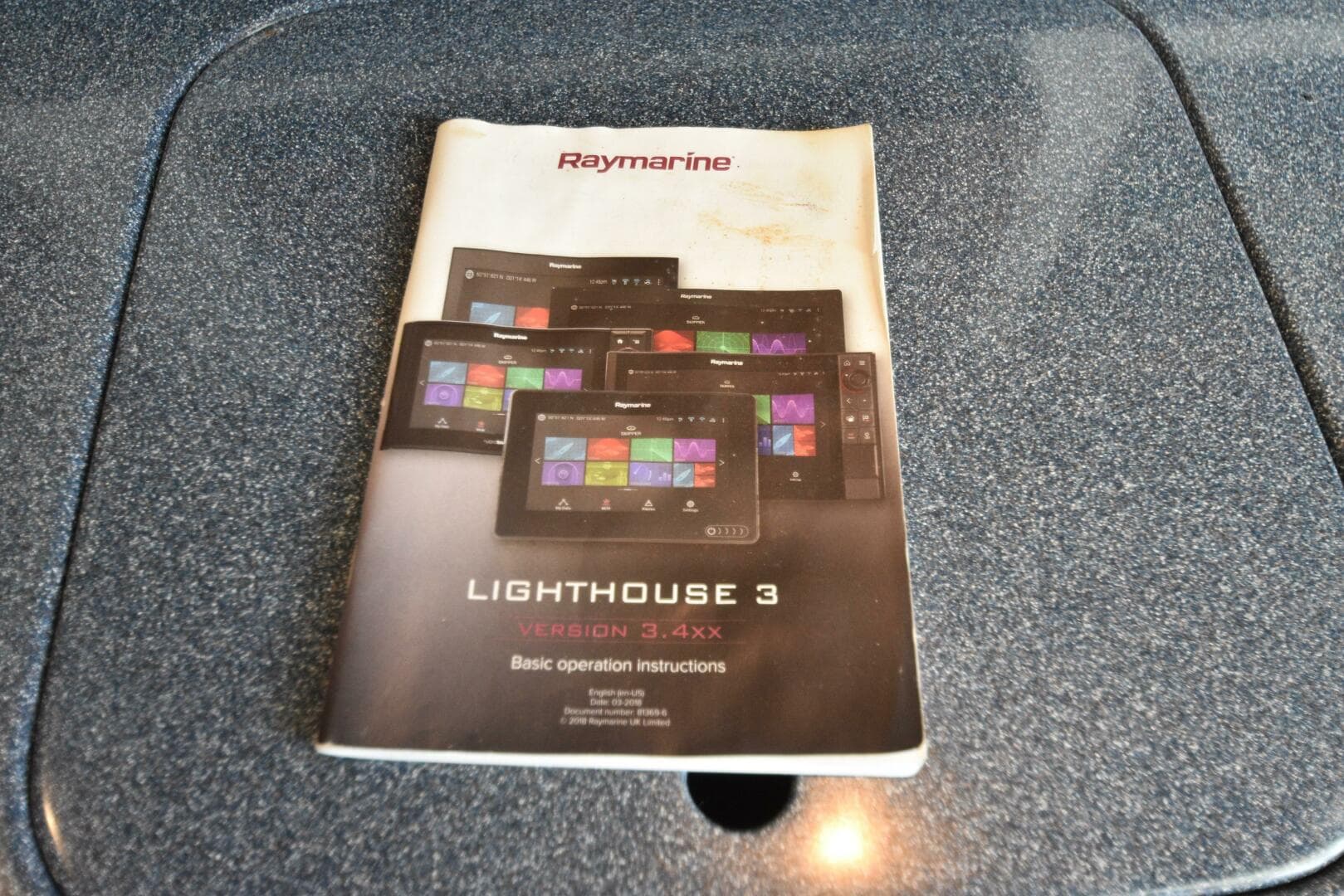 2005 Pursuit 3070 Offshore Express — photo 29