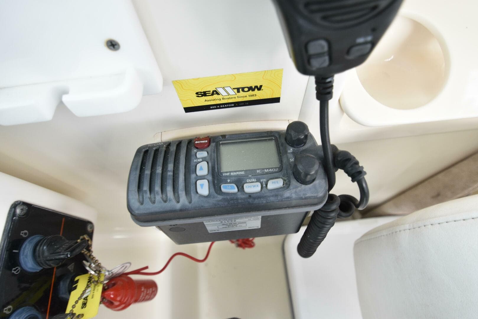 2005 Pursuit 3070 Offshore Express — photo 40