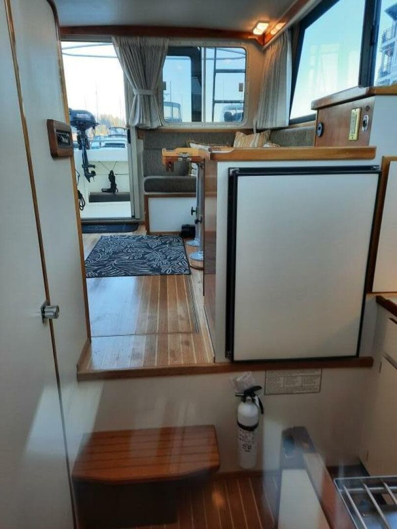 2004 Camano Troll — photo 25