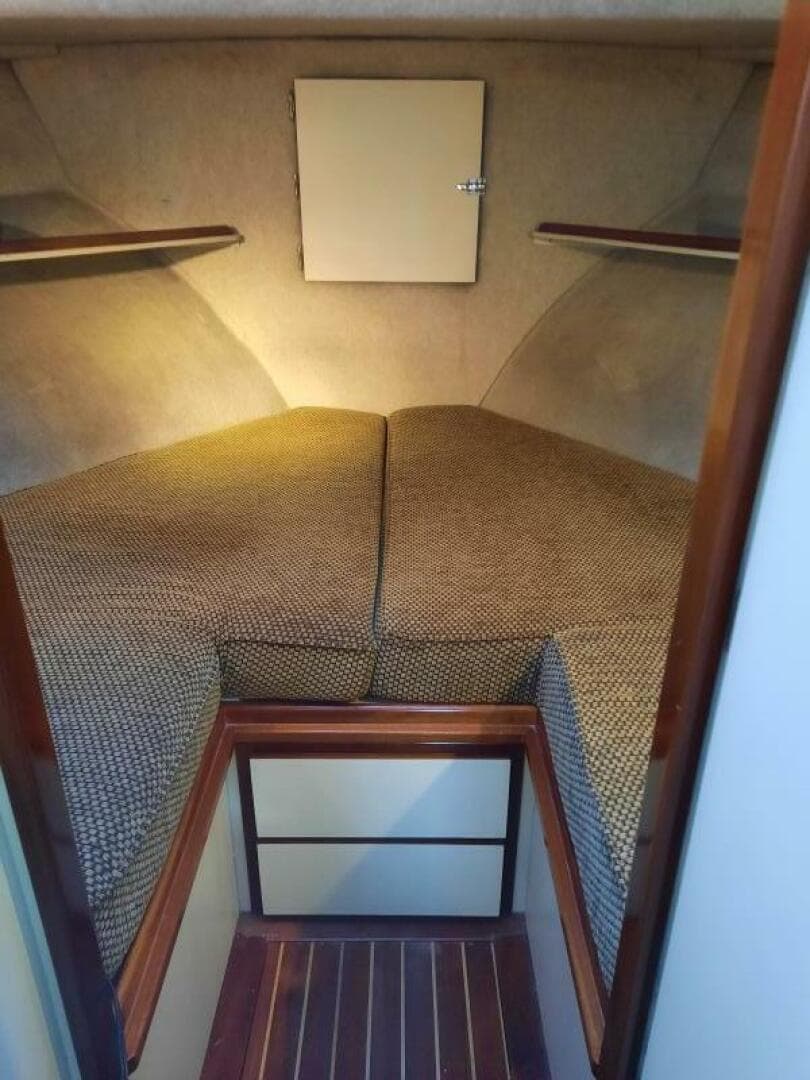 2004 Camano Troll — photo 32