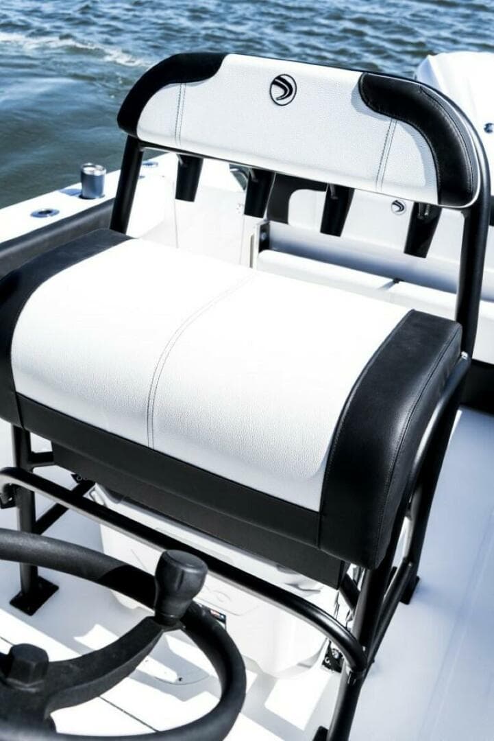 2025 Edgewater 208 CC — photo 15