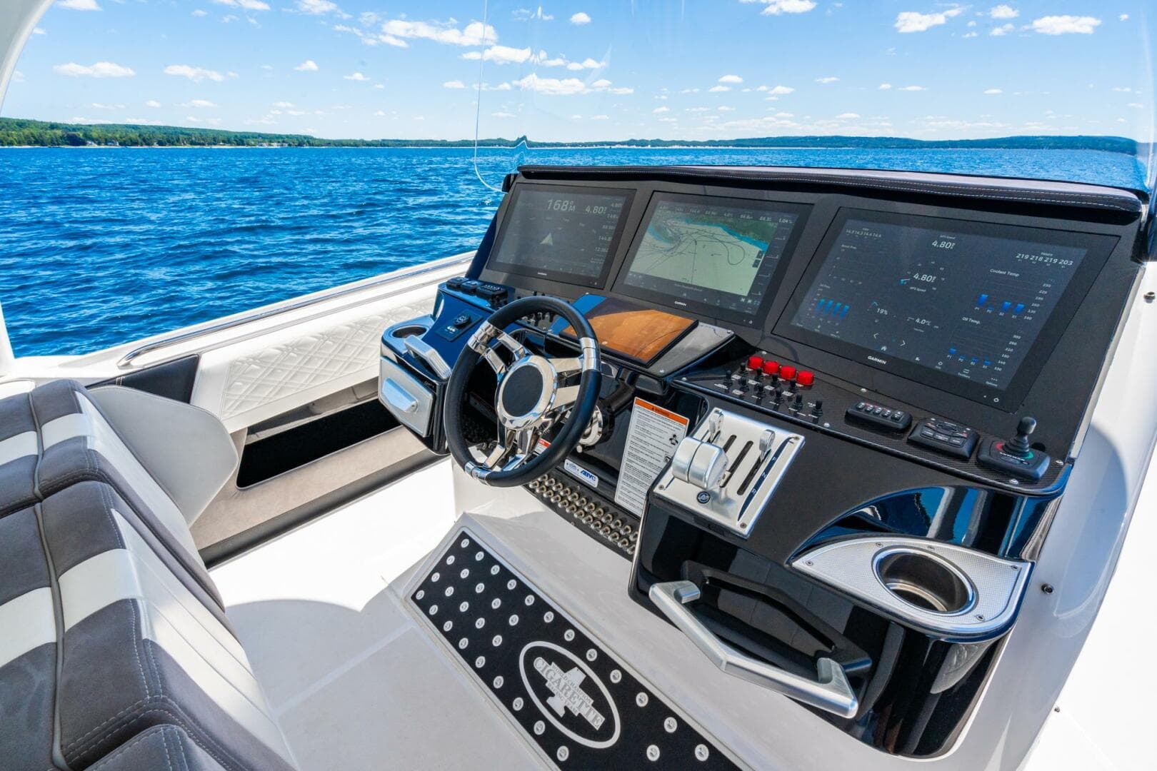 2019 Cigarette 41 Gtr Reserve — photo 34