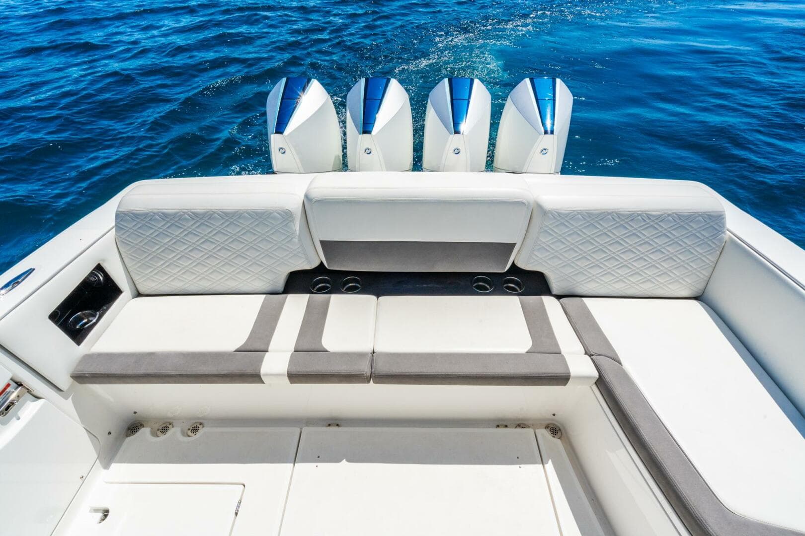 2019 Cigarette 41 Gtr Reserve — photo 42