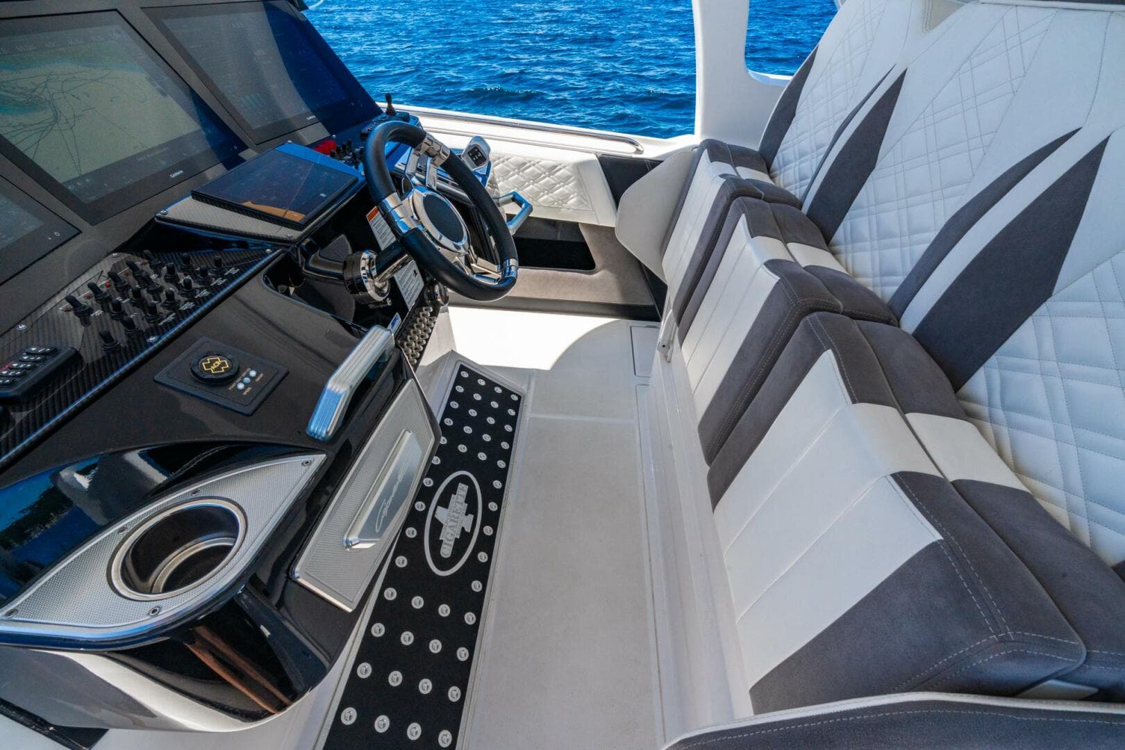 2019 Cigarette 41 Gtr Reserve — photo 38