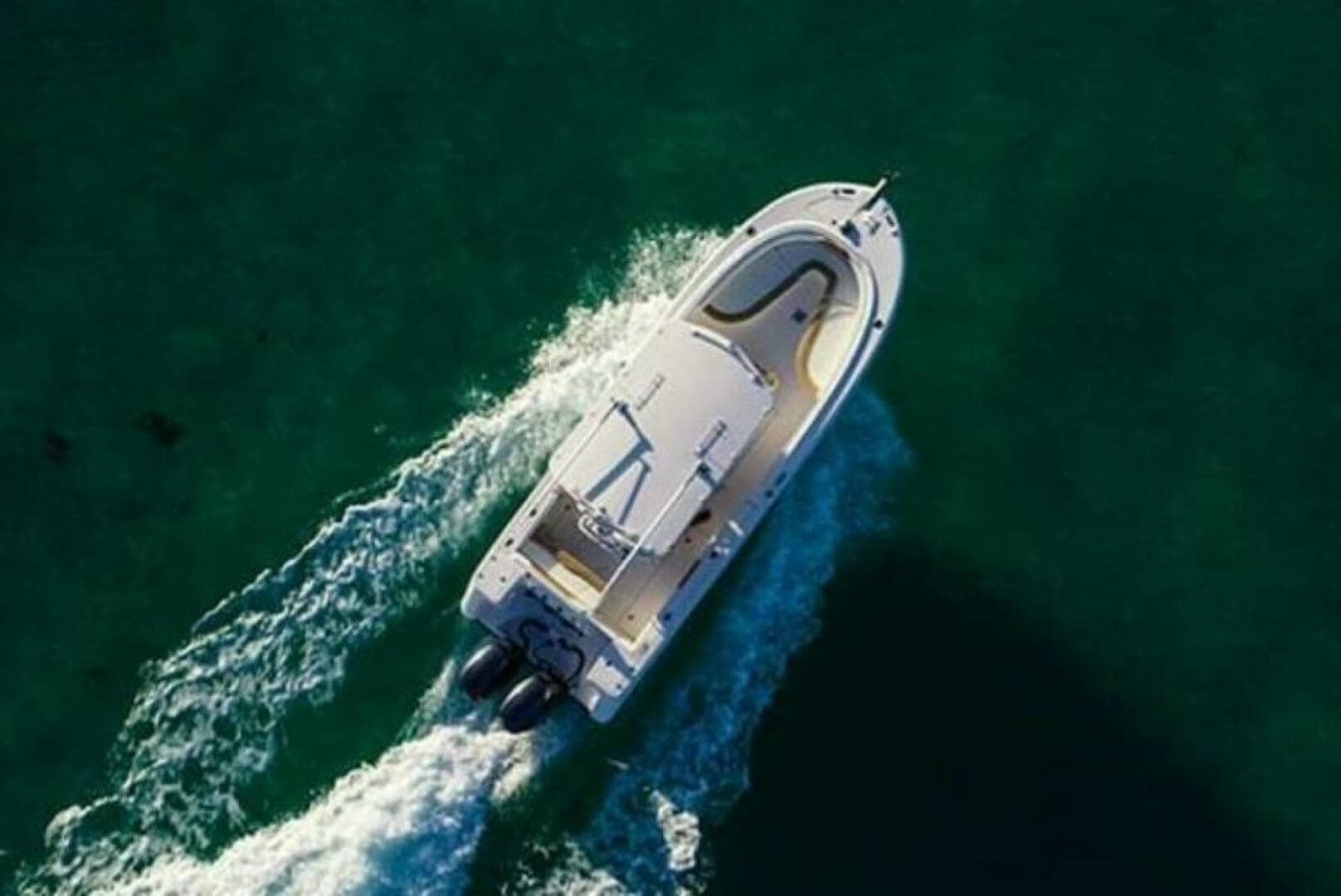 2025 Edgewater 245 CC — photo 3