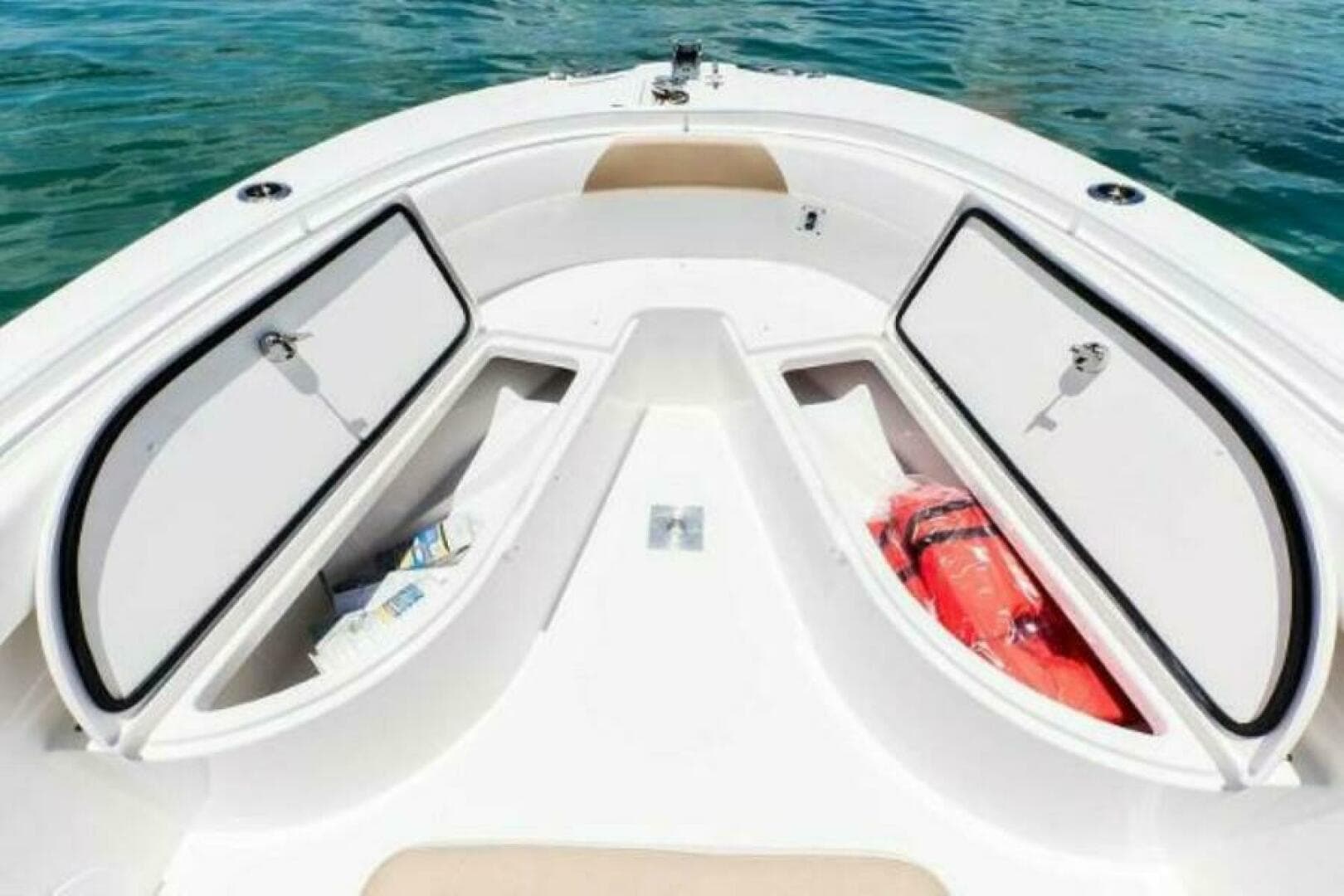 2025 Edgewater 245 CC — photo 8