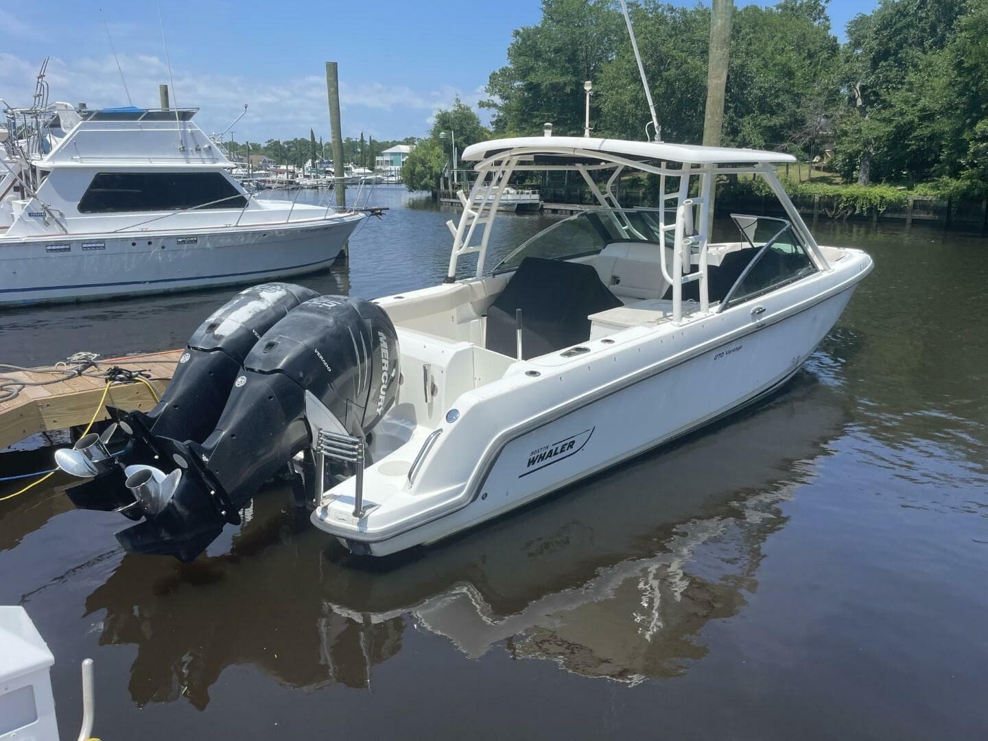 2016 Boston Whaler 270 Vantage — photo 2