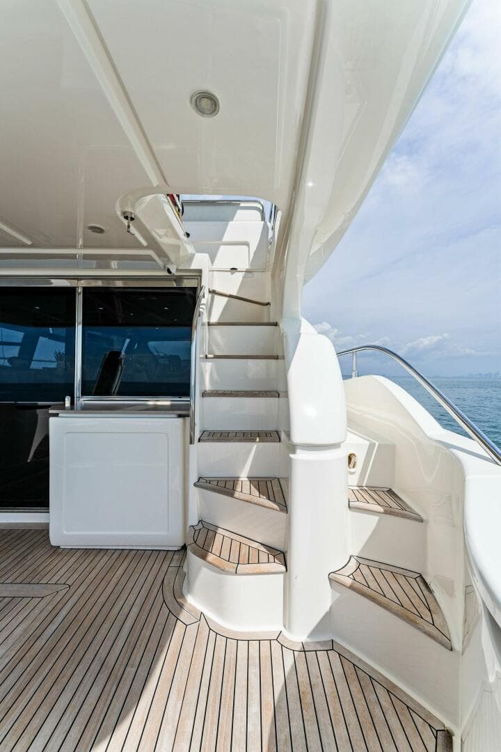 2013 Ferretti Yachts 620 — photo 50