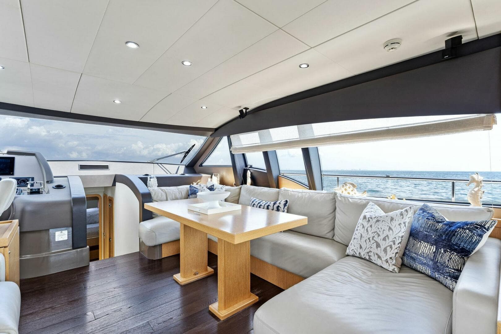 2013 Ferretti Yachts 620 — photo 16