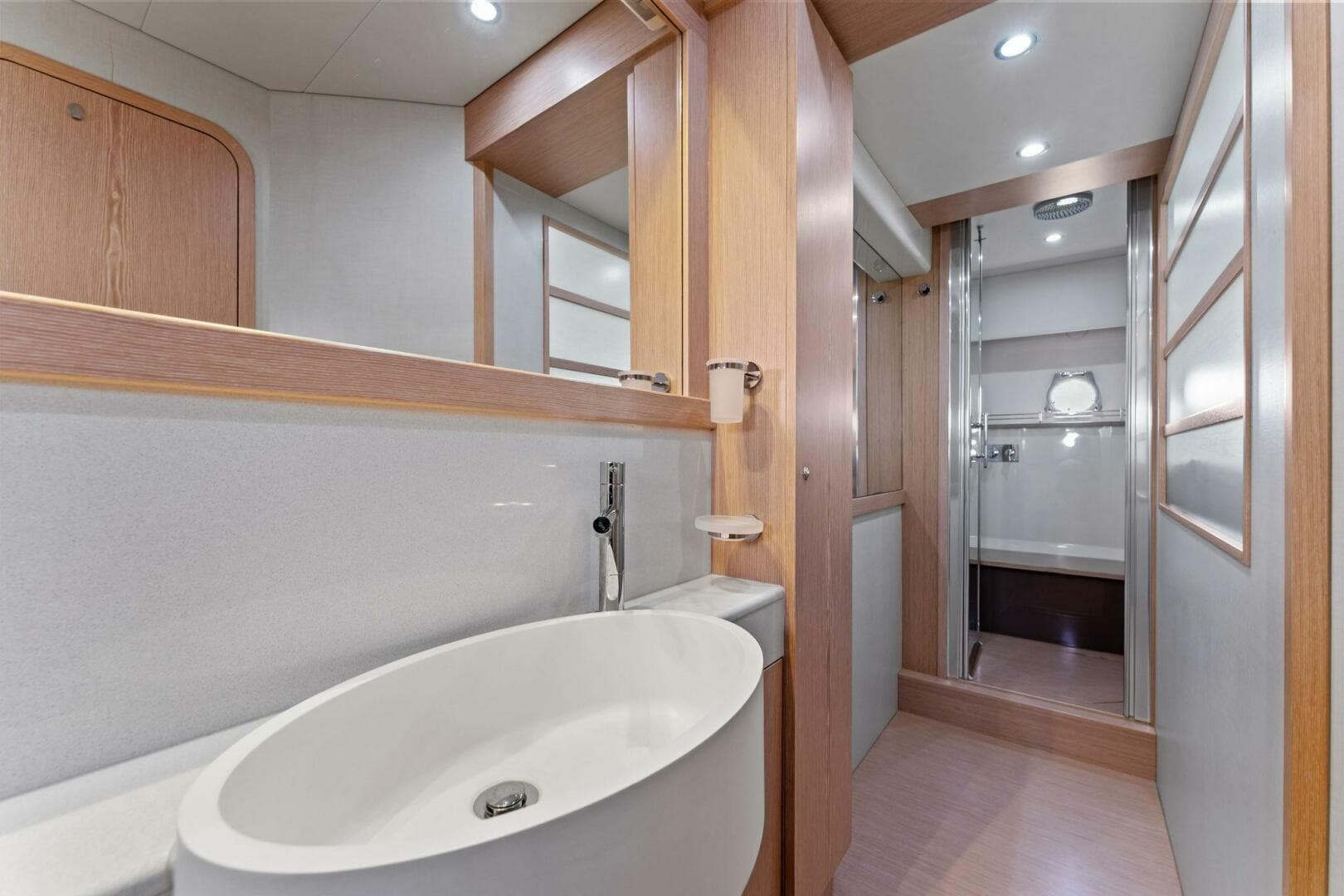 2013 Ferretti Yachts 620 — photo 28