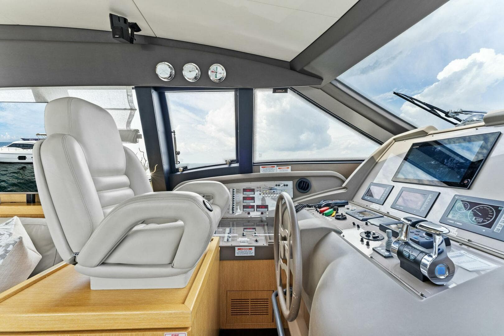 2013 Ferretti Yachts 620 — photo 20