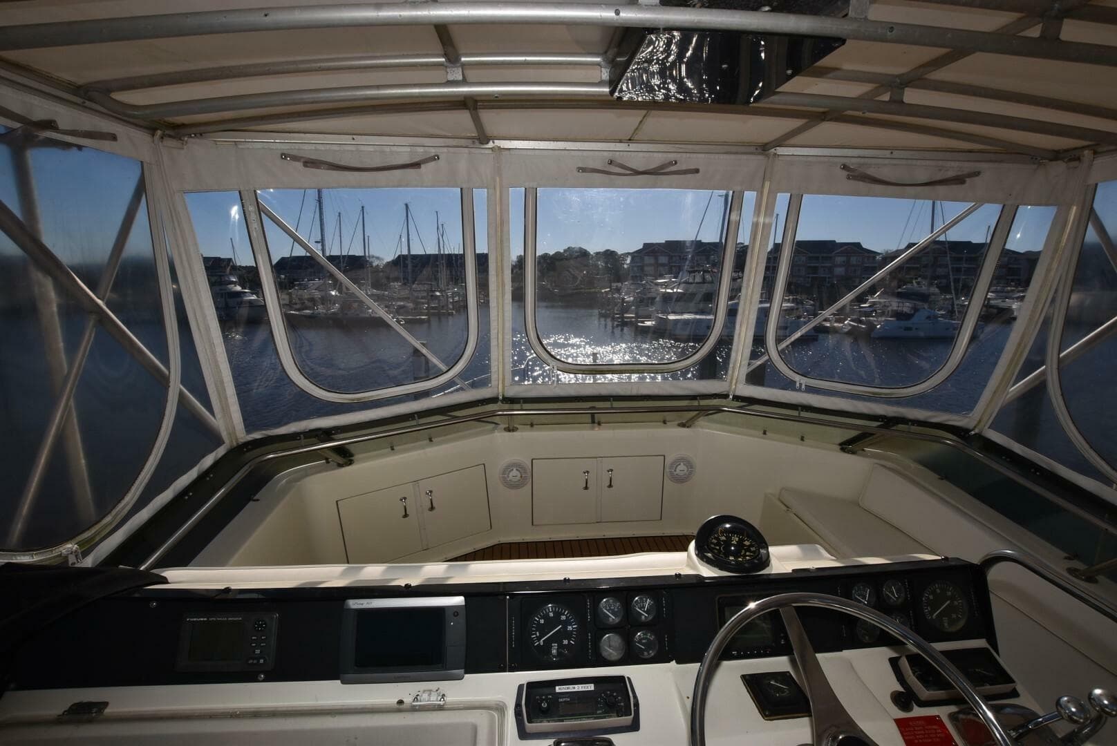 1988 Hatteras 48 Convertible — photo 23