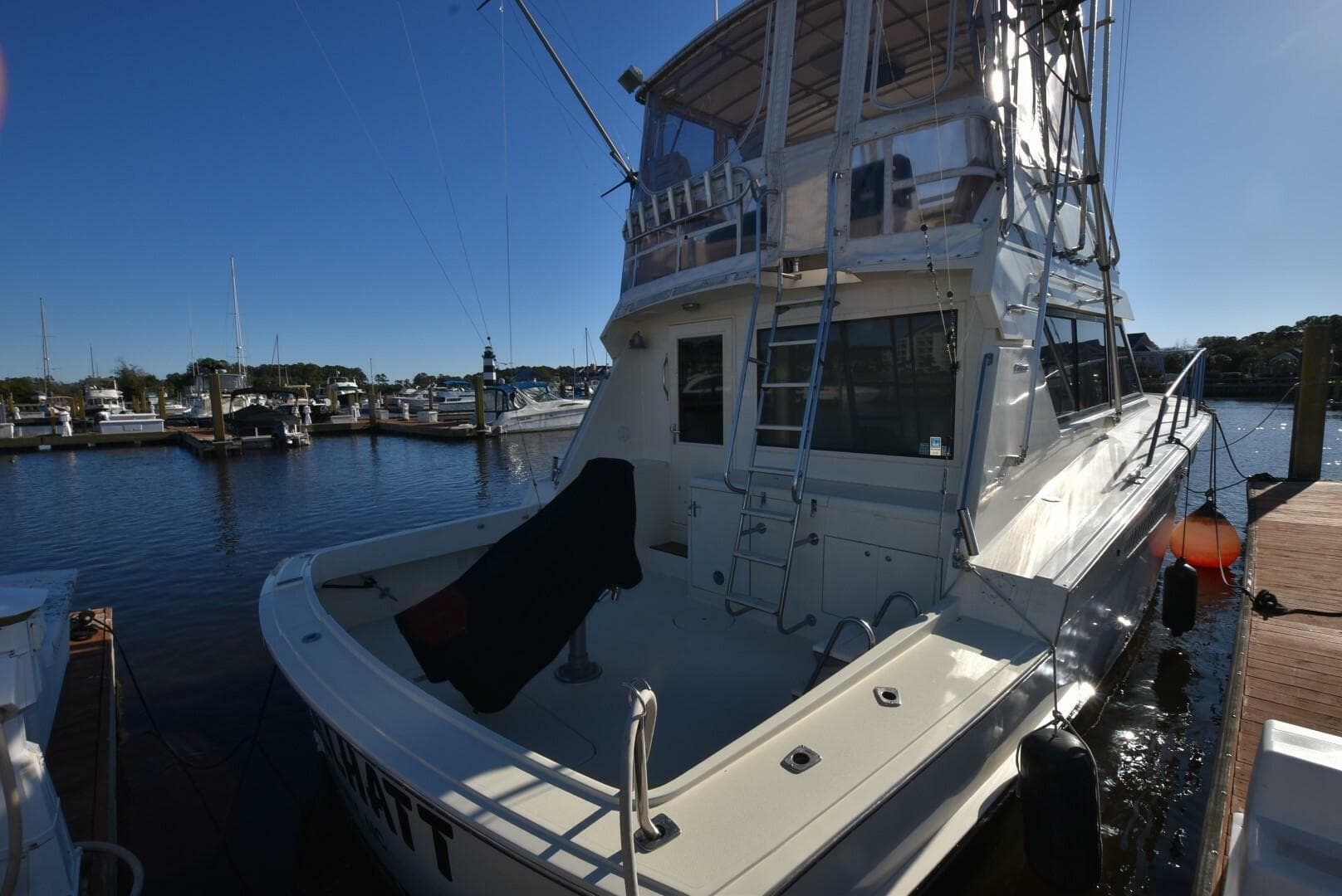 1988 Hatteras 48 Convertible — photo 2