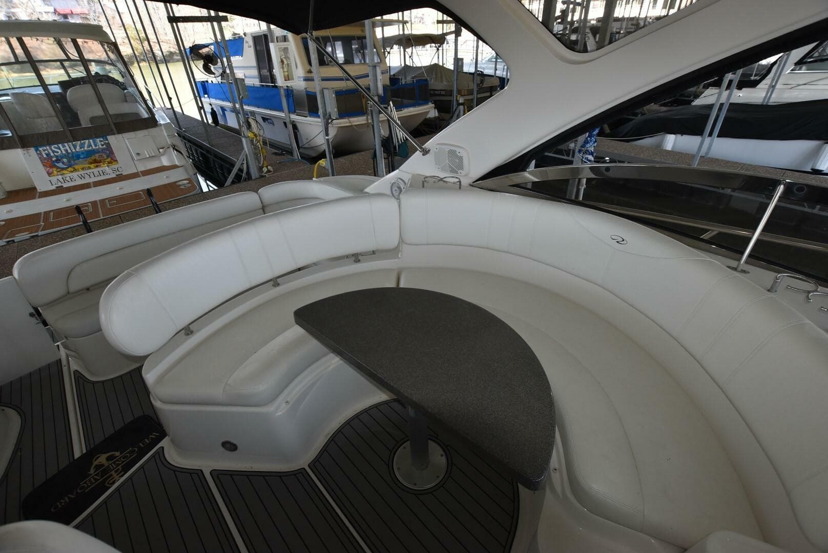 2007 Regal Commodore 4060 — photo 8