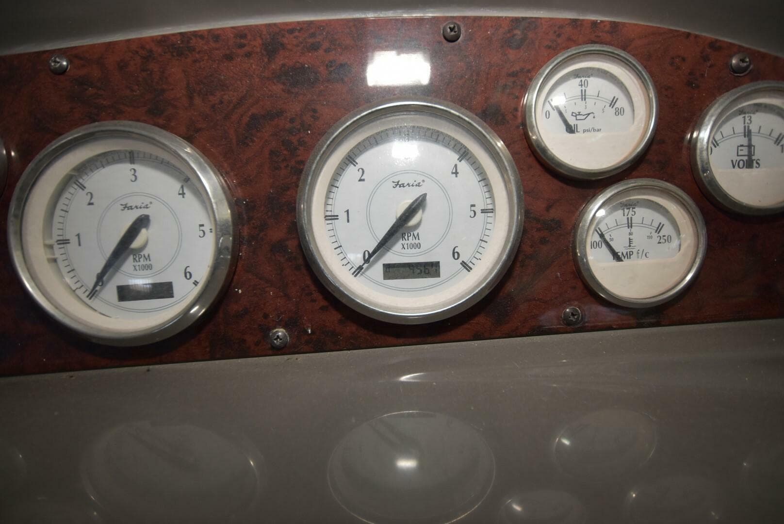 2007 Regal Commodore 4060 — photo 41