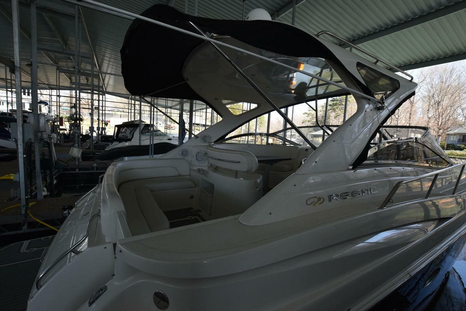 2007 Regal Commodore 4060 — photo 6