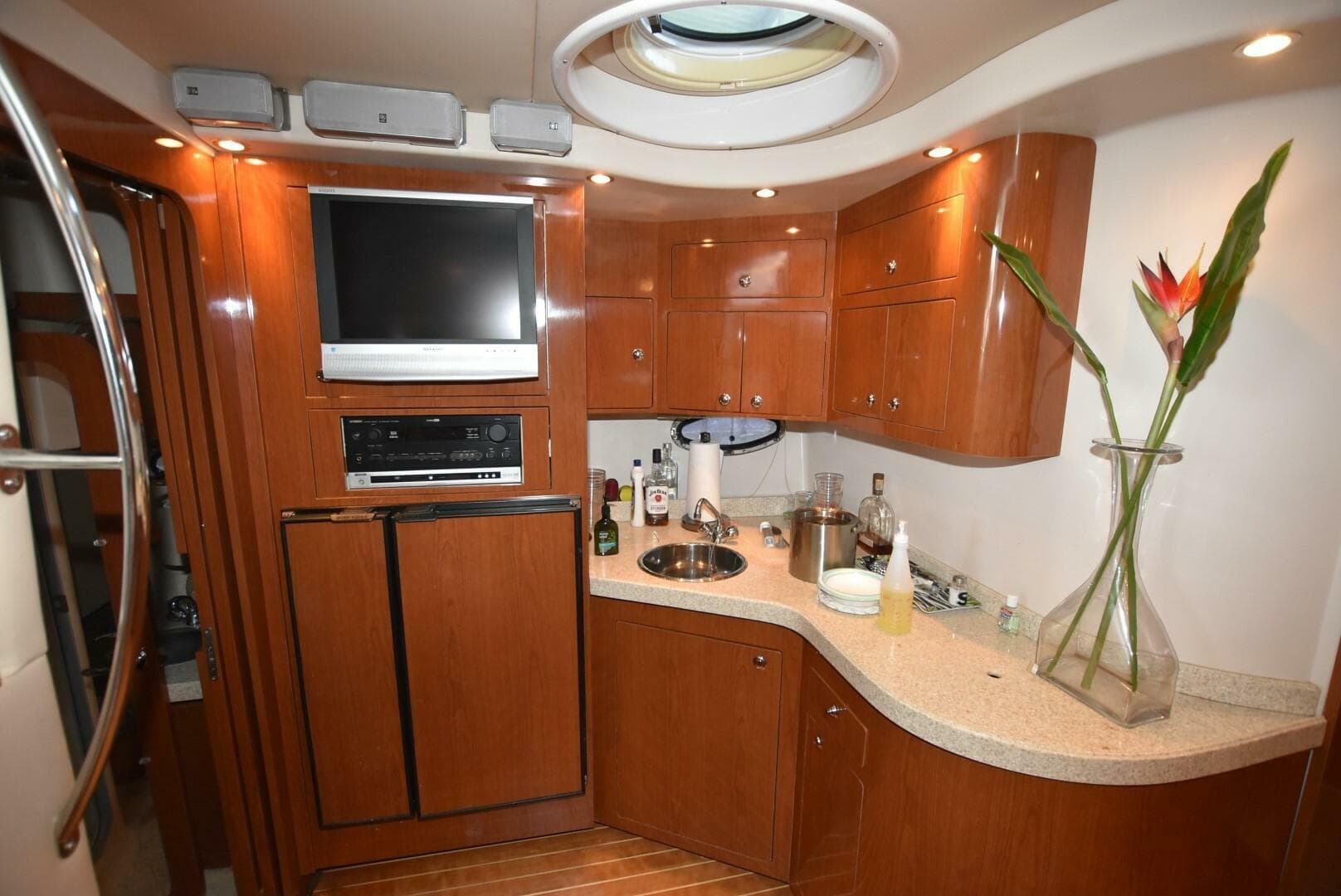 2007 Regal Commodore 4060 — photo 20