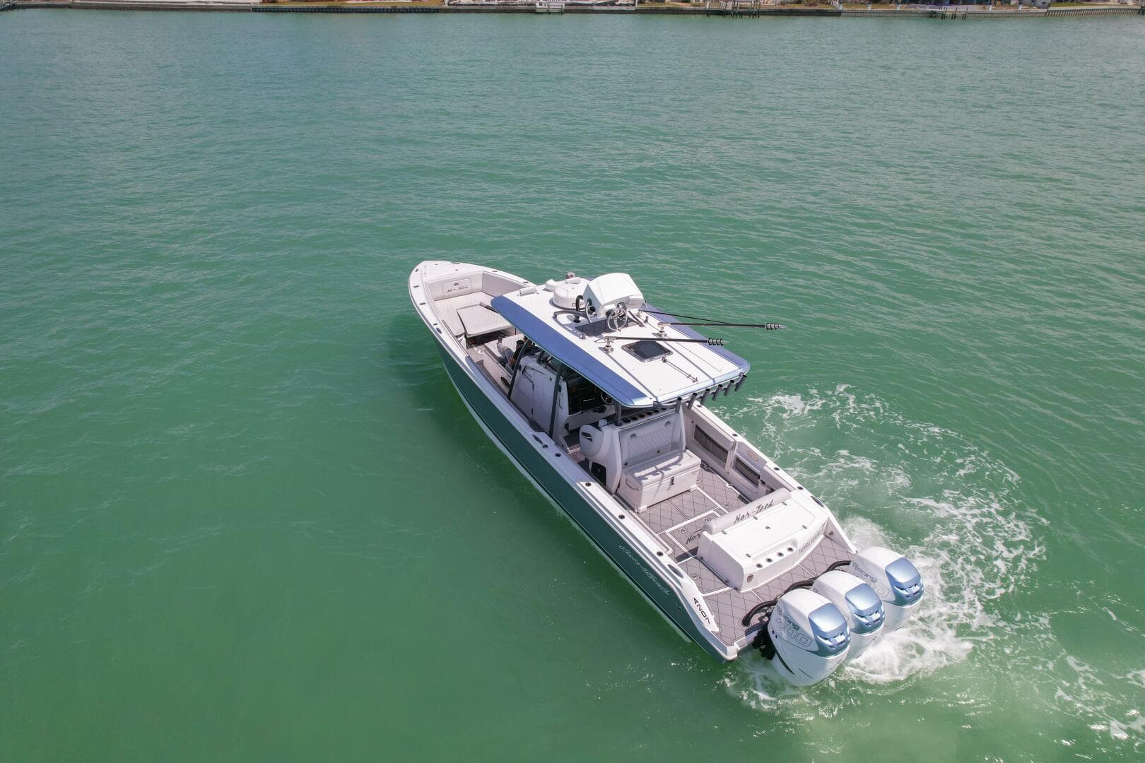 2020 Nor-Tech 390 Sport — photo 8