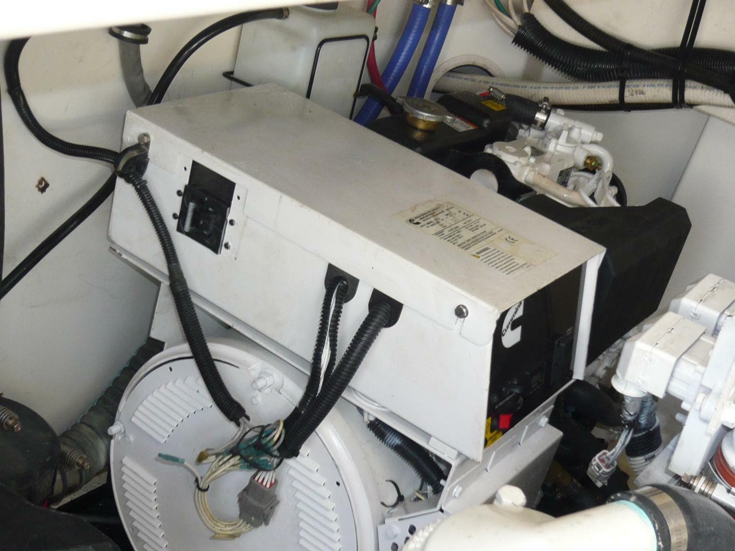 2004 Rampage 38 Express — photo 22