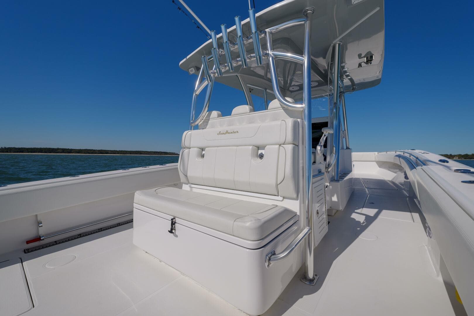 2023 Seahunter 38 Cts — photo 36