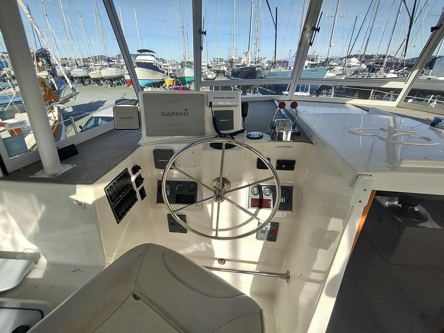 2002 Endeavour Catamaran Trawlercat 36 — photo 26
