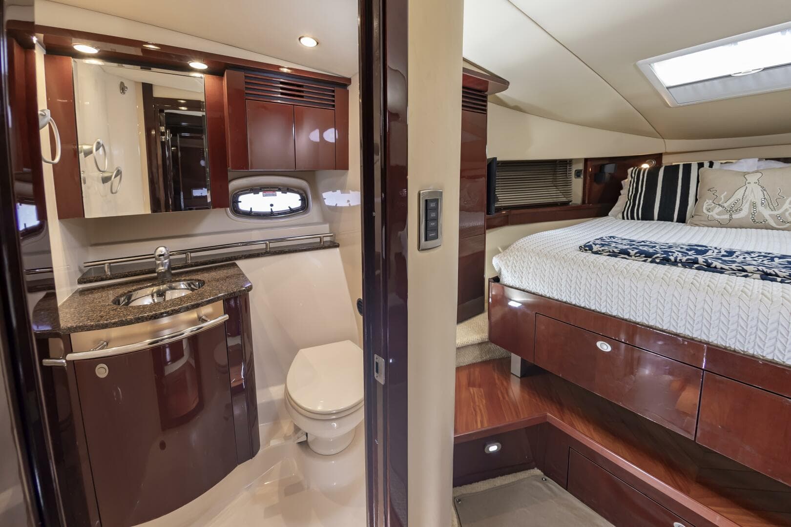 2007 Sea Ray 48 Sundancer — photo 27