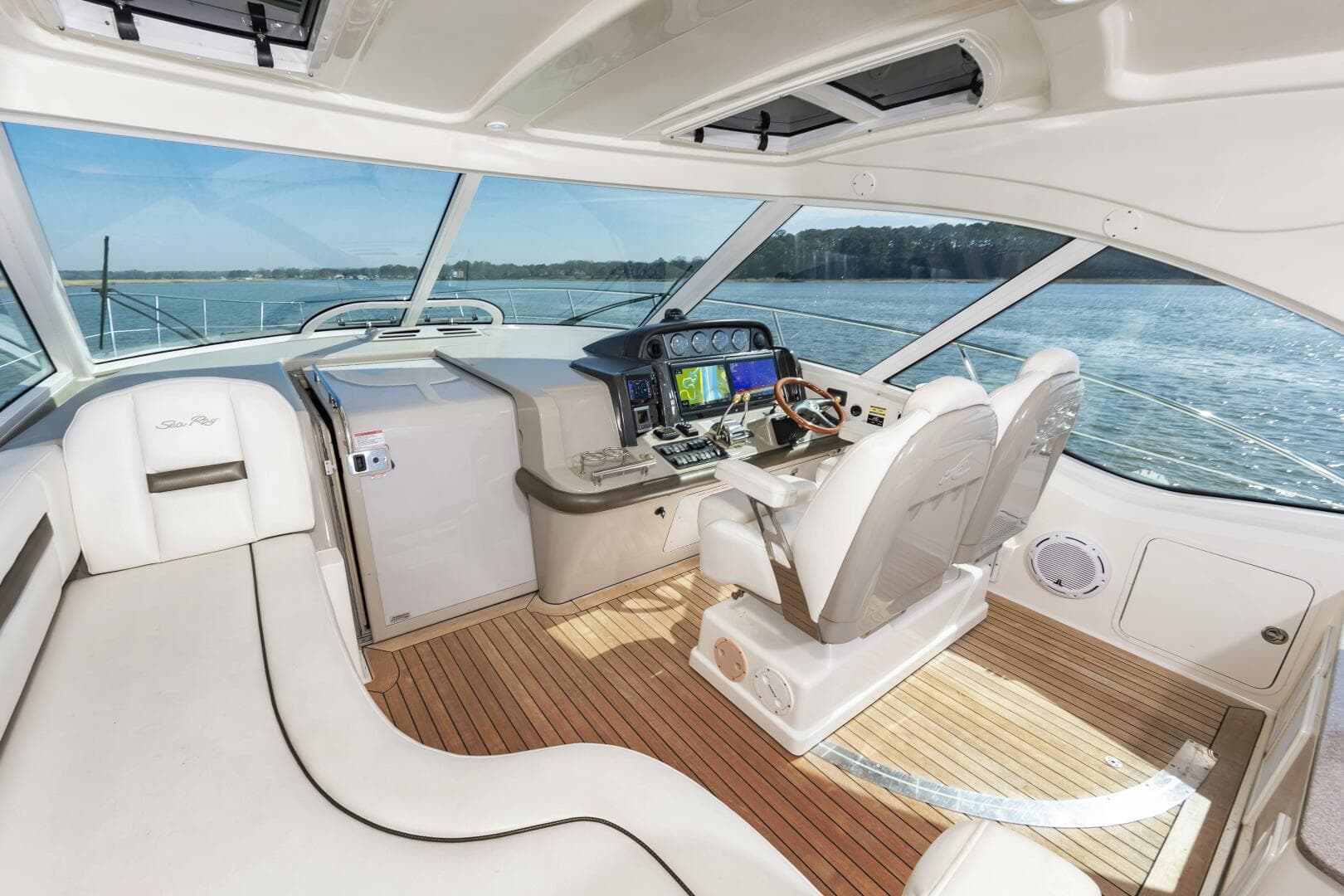 2007 Sea Ray 48 Sundancer — photo 14