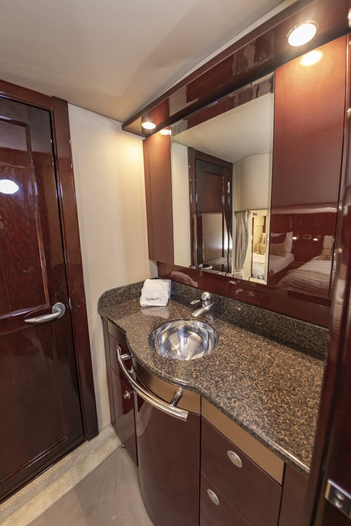 2007 Sea Ray 48 Sundancer — photo 31