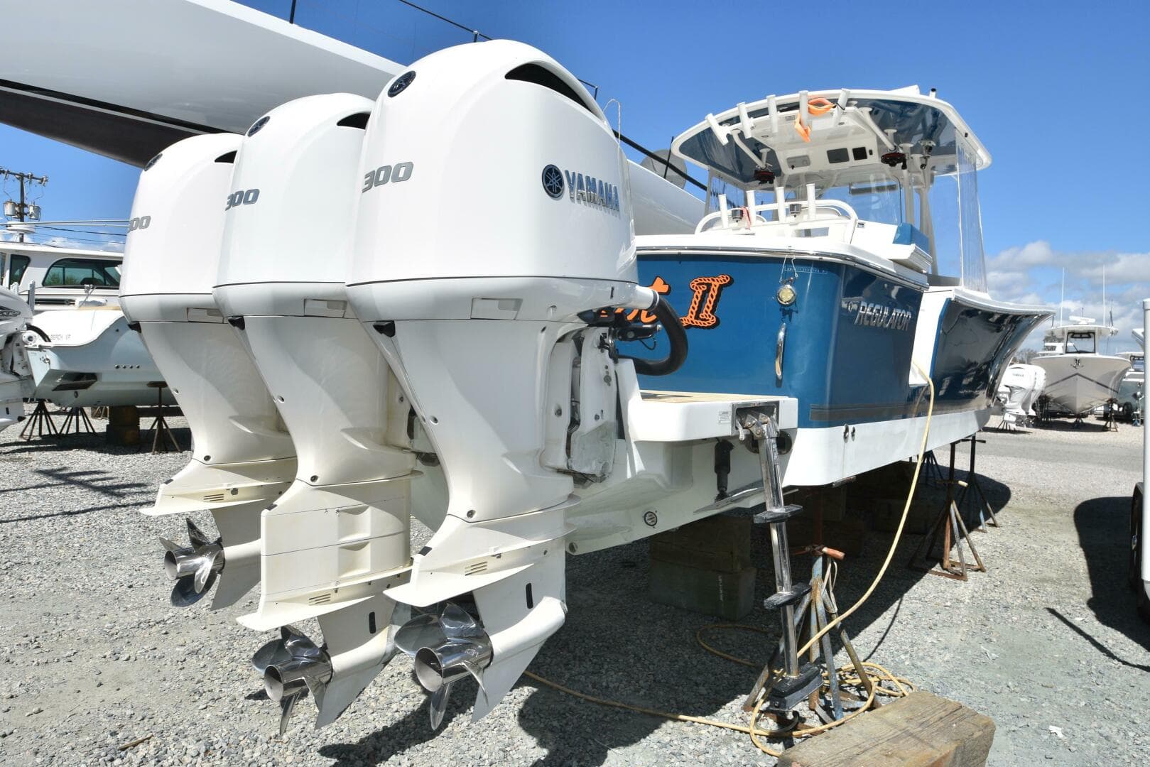 2018 Regulator 34 SS — photo 11