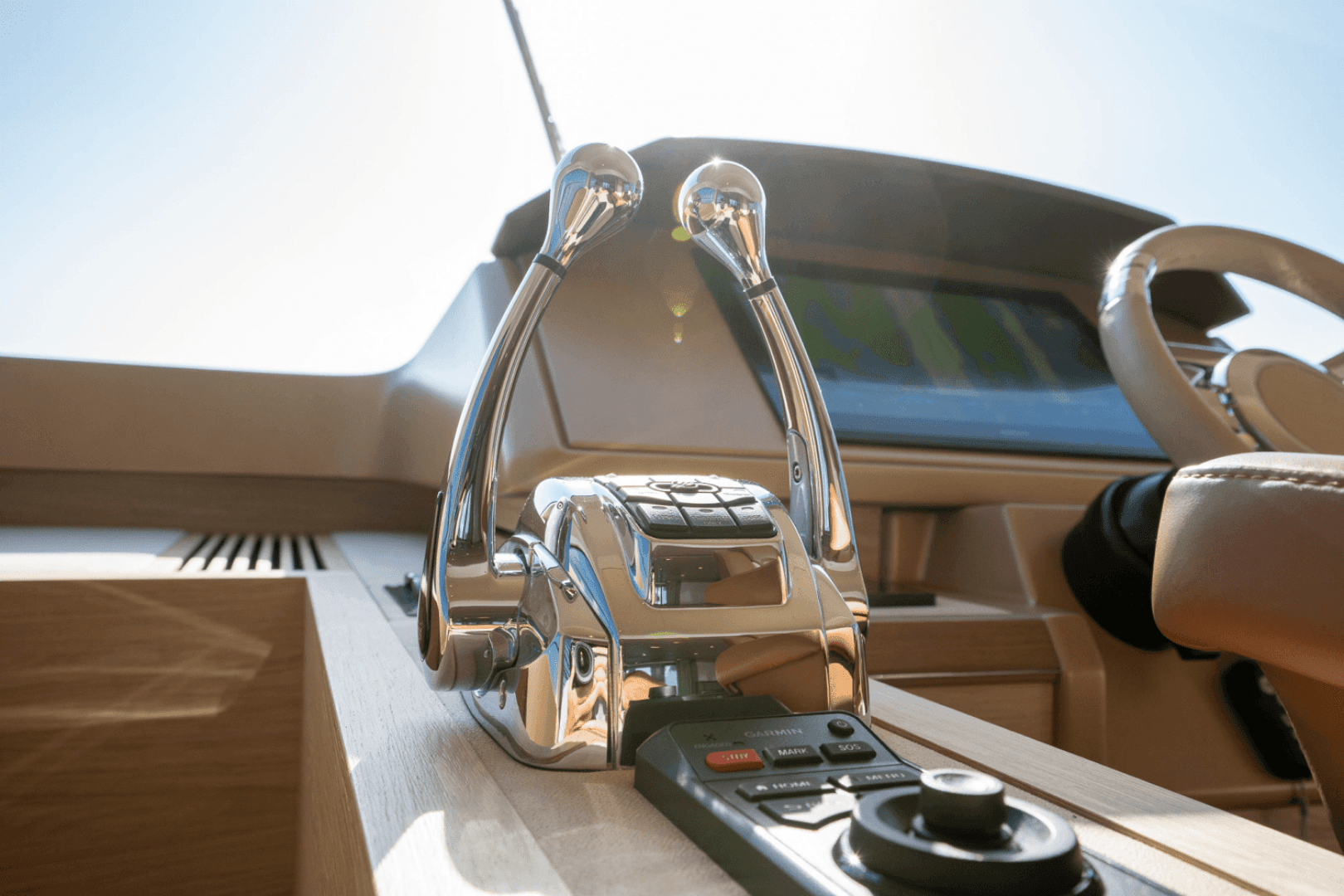 2019 Monte Carlo Yachts Mc 6 — photo 39