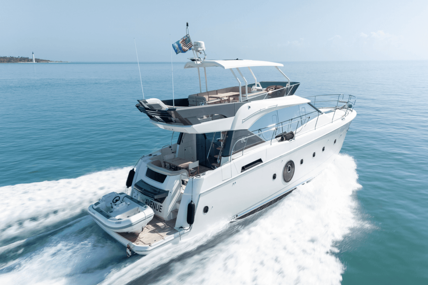 2019 Monte Carlo Yachts Mc 6 — photo 4