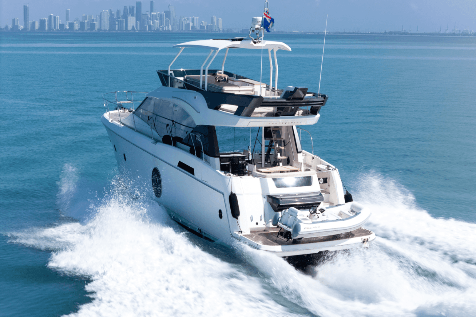 2019 Monte Carlo Yachts Mc 6 — photo 7