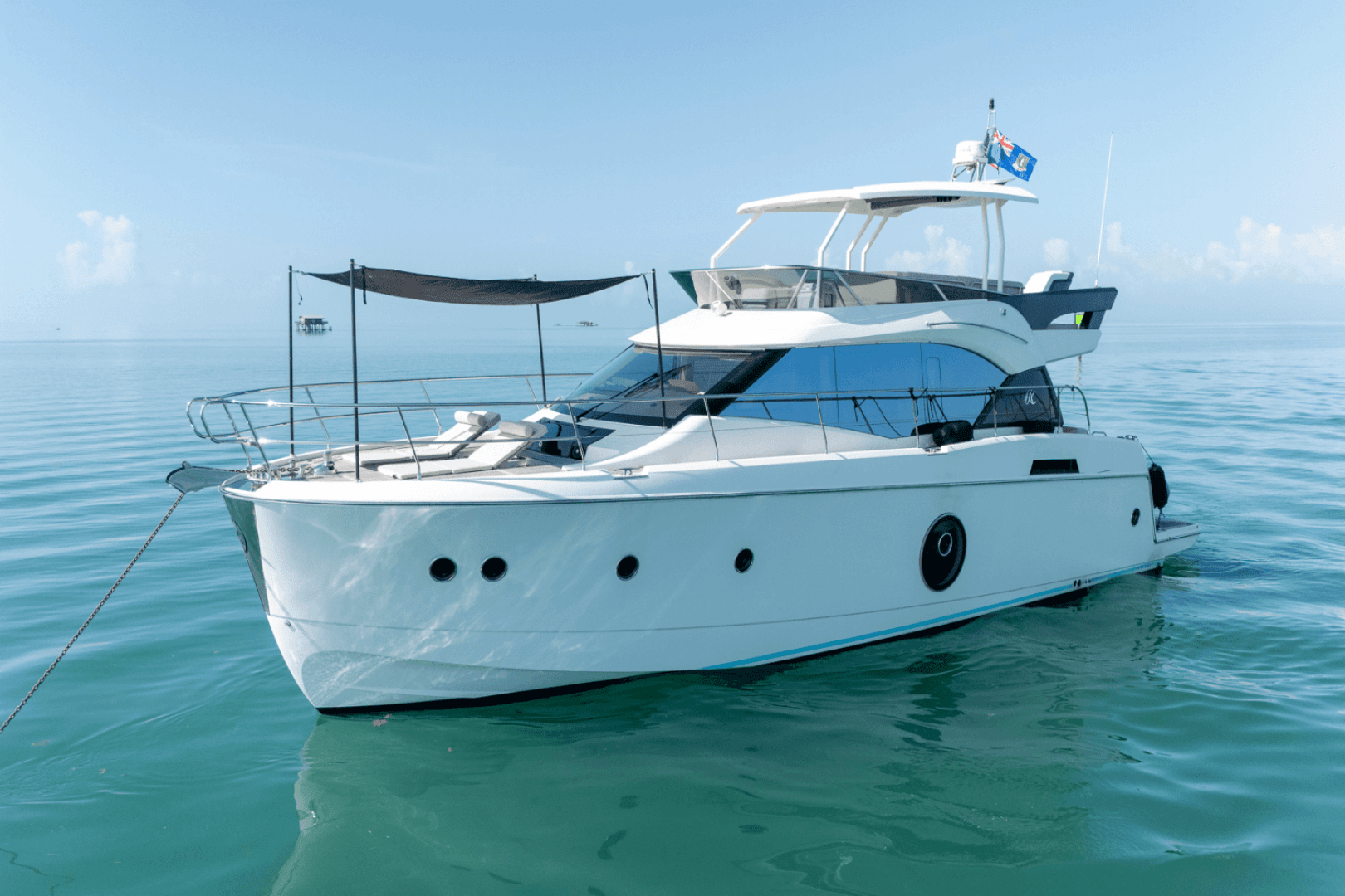 2019 Monte Carlo Yachts Mc 6 — photo 3