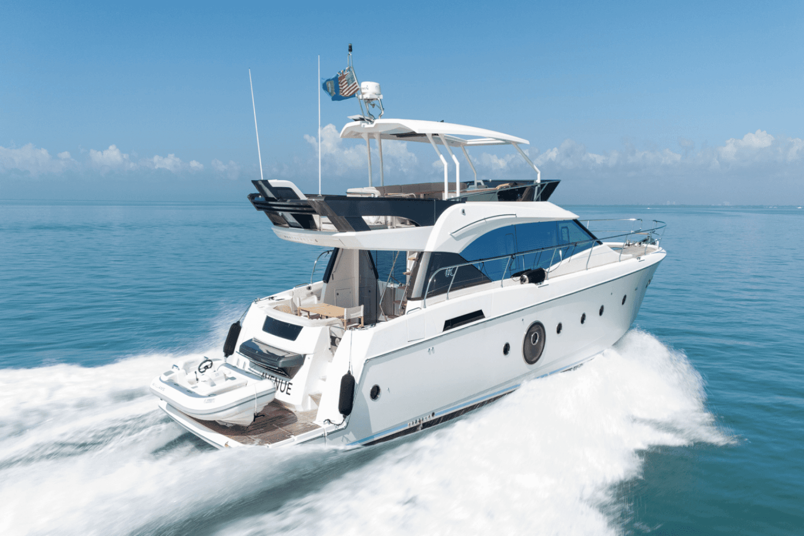2019 Monte Carlo Yachts Mc 6 — photo 6