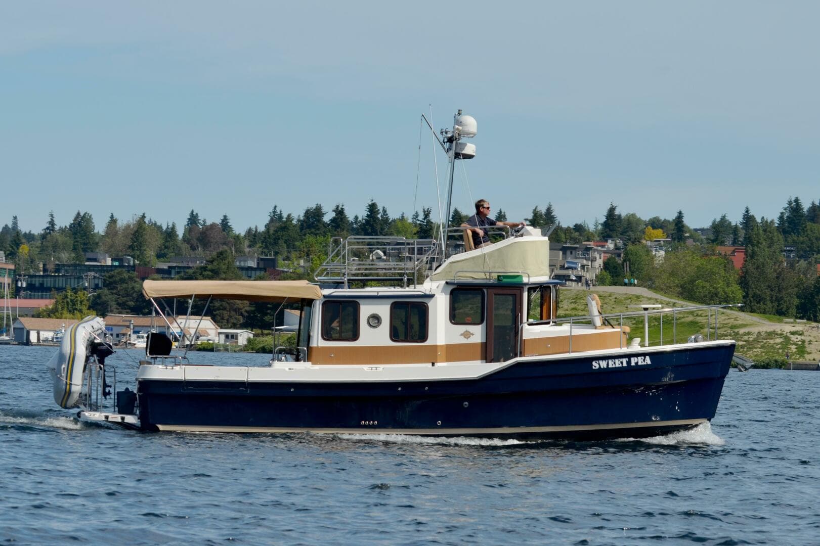 2013 Ranger Tugs R-31 Cb — photo 3