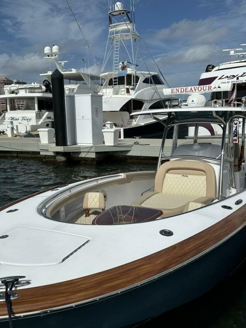 2021 Mag Bay 33 — photo 4