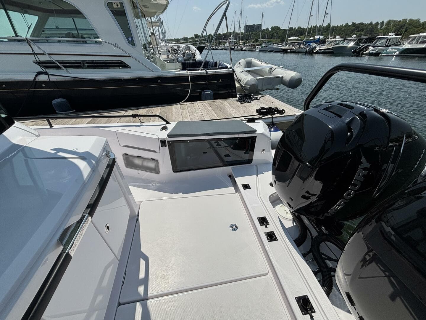 2022 Axopar — photo 32