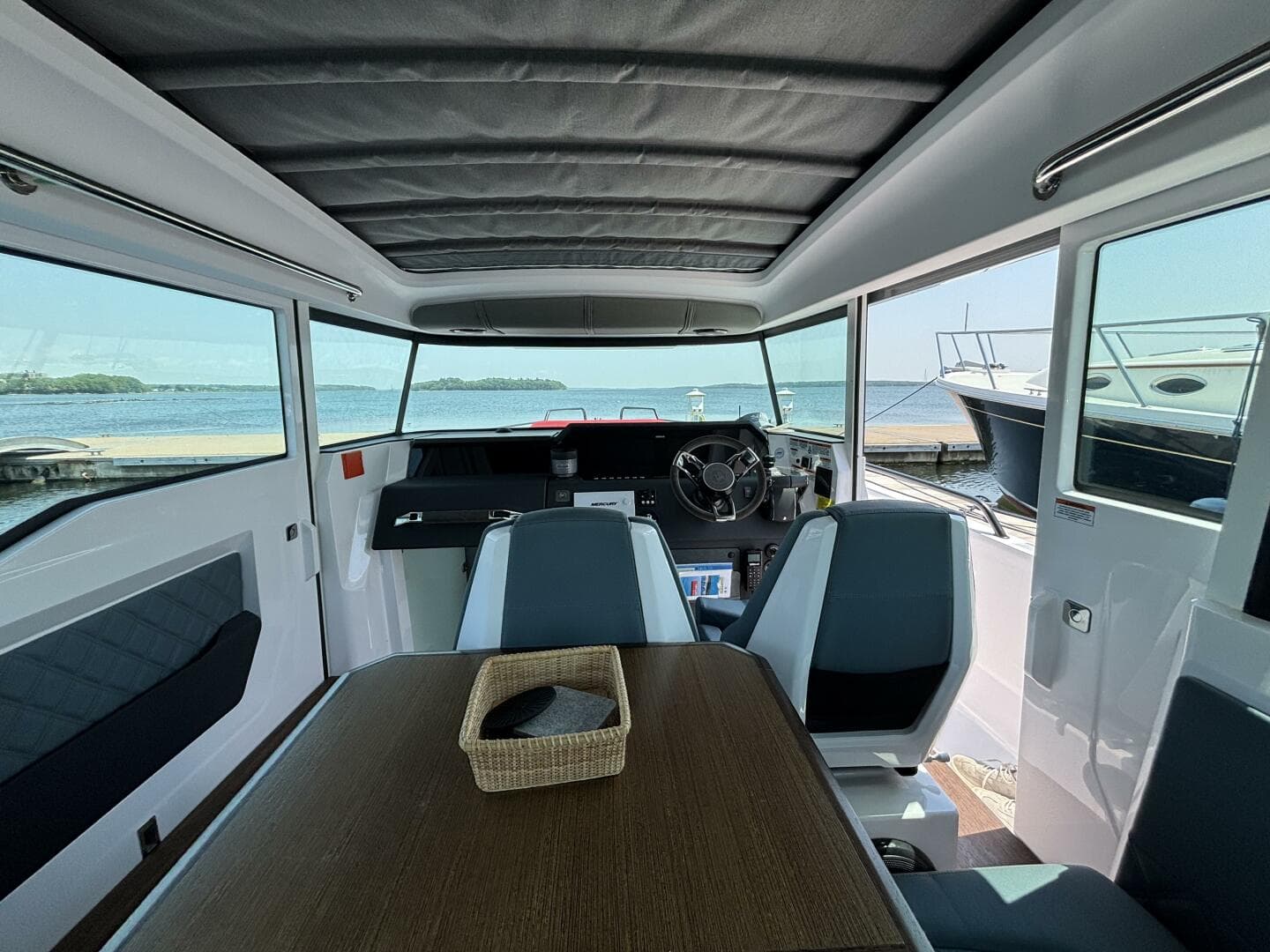 2022 Axopar — photo 21