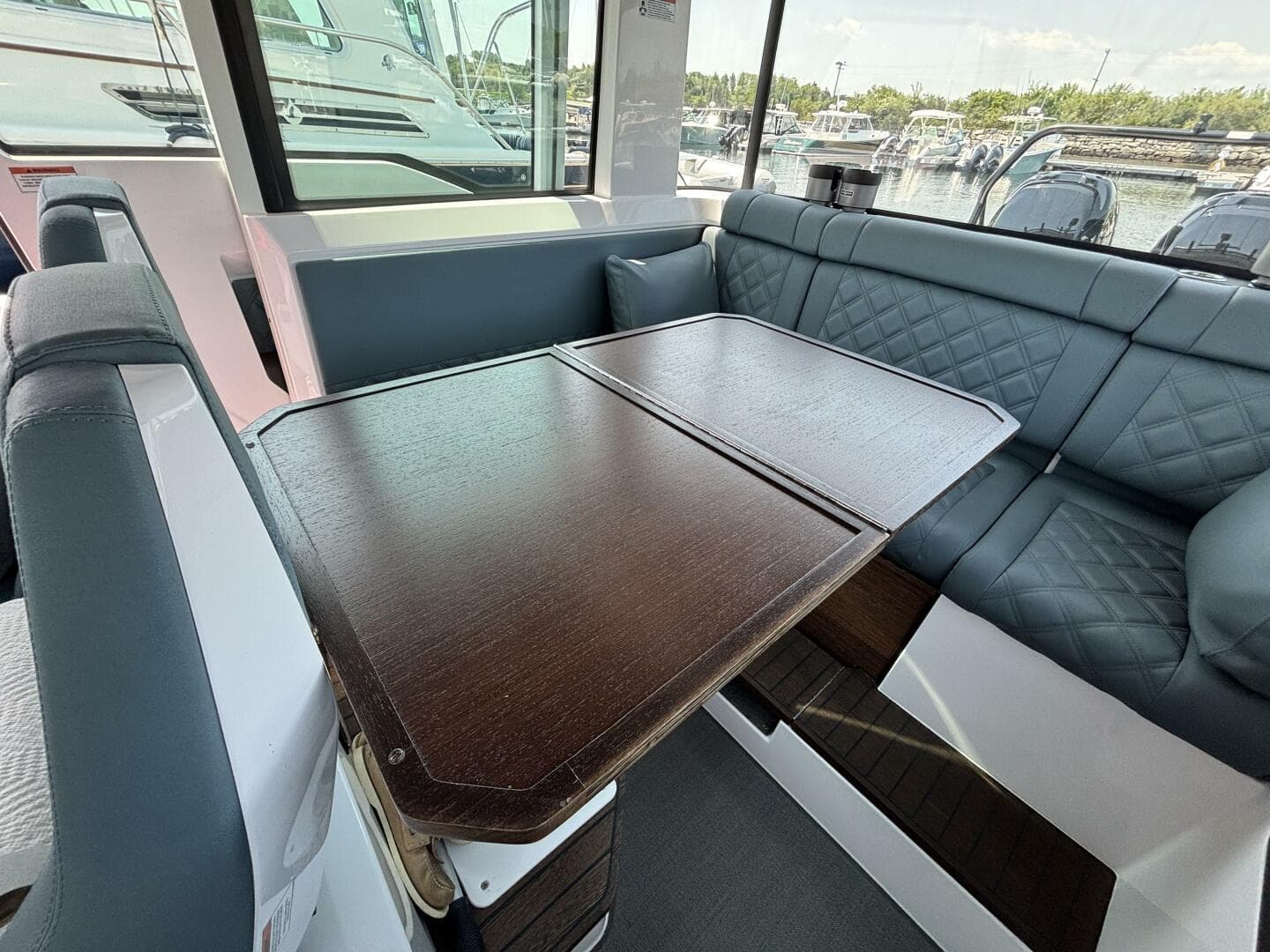 2022 Axopar — photo 17