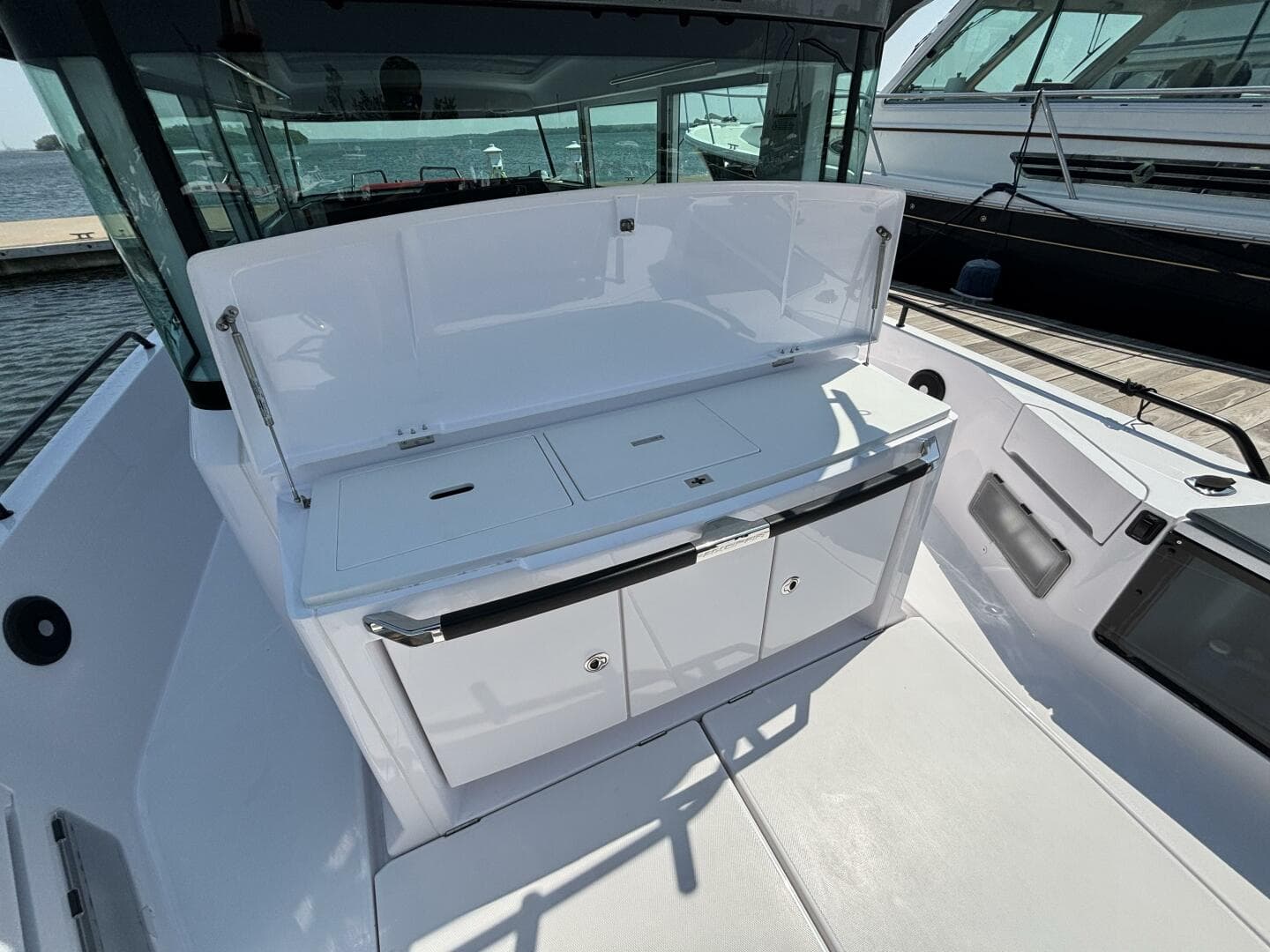 2022 Axopar — photo 26