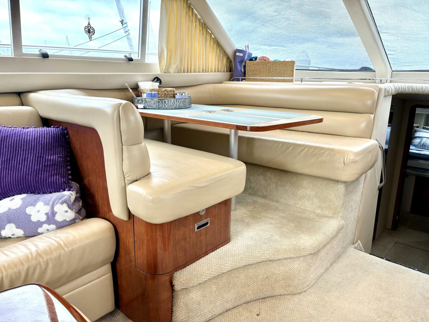 2004 Sea Ray 48 Sedan Bridge — photo 13