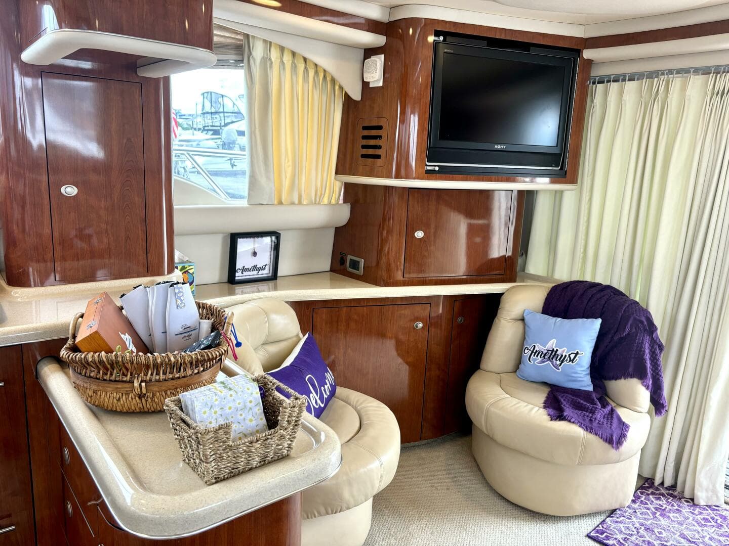 2004 Sea Ray 48 Sedan Bridge — photo 15