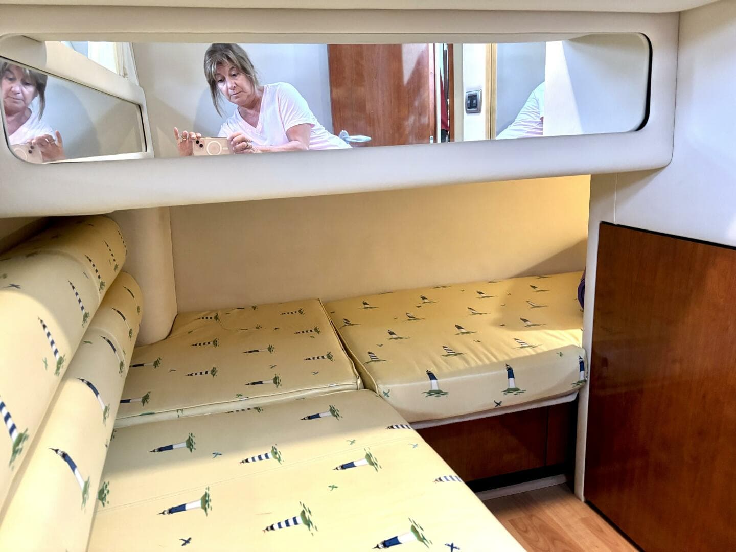 2004 Sea Ray 48 Sedan Bridge — photo 28