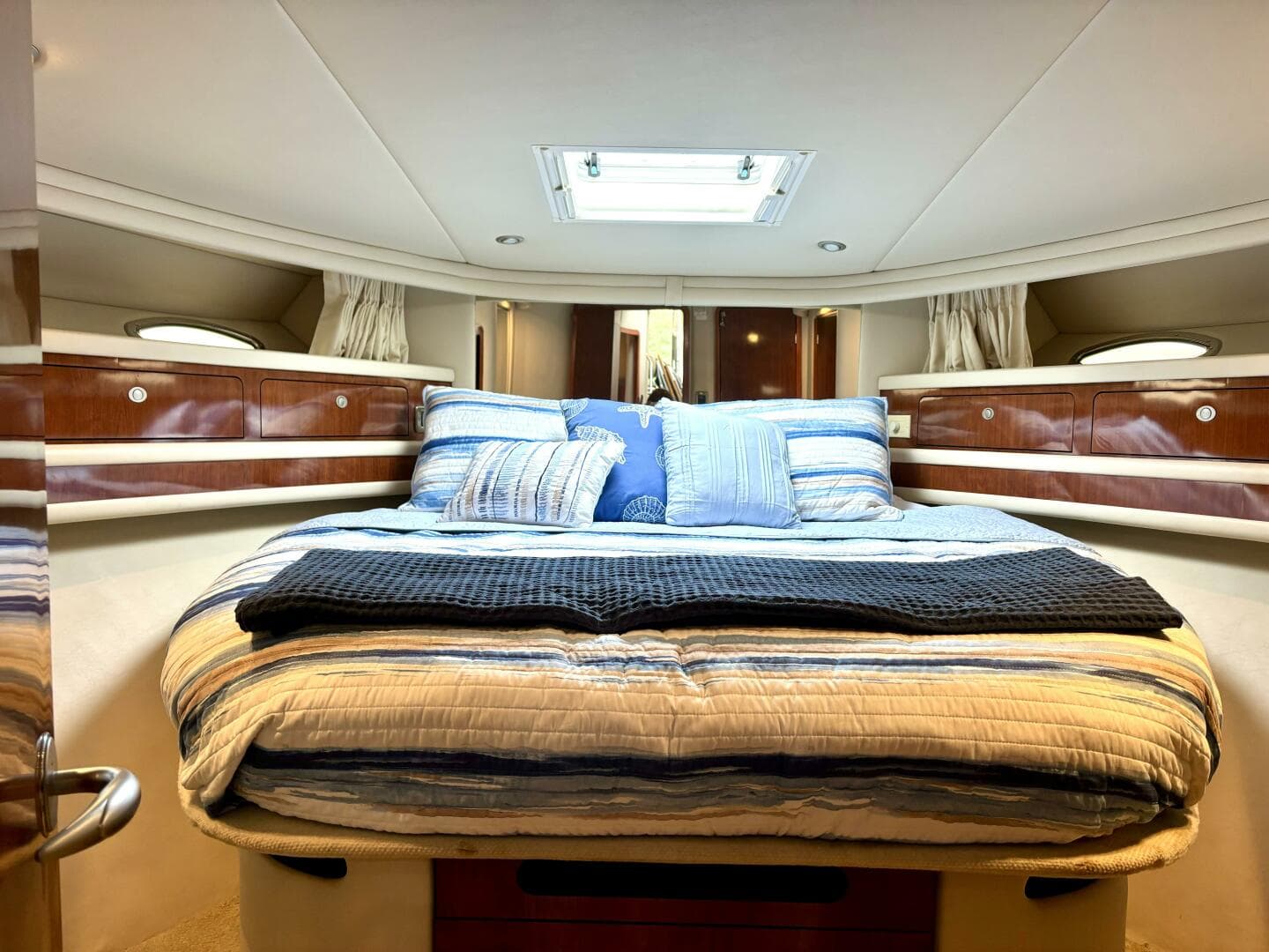 2004 Sea Ray 48 Sedan Bridge — photo 23