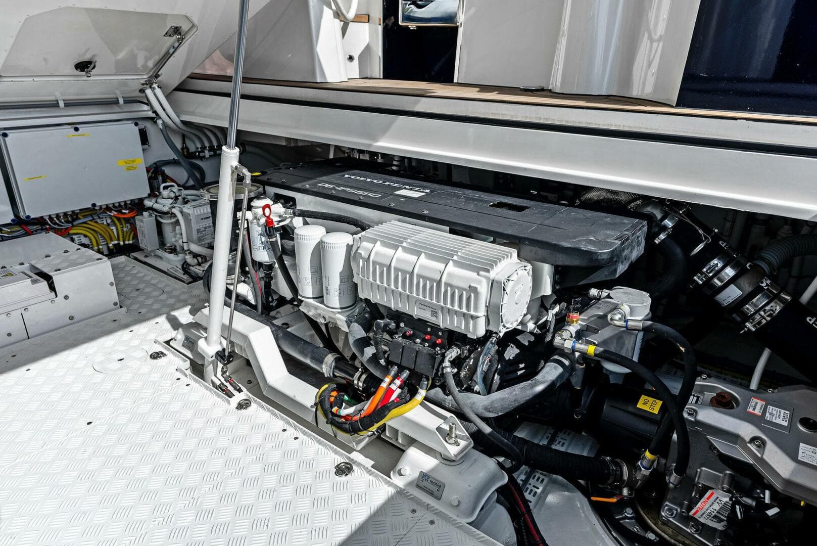 2024 Zeelander Z5 — photo 61